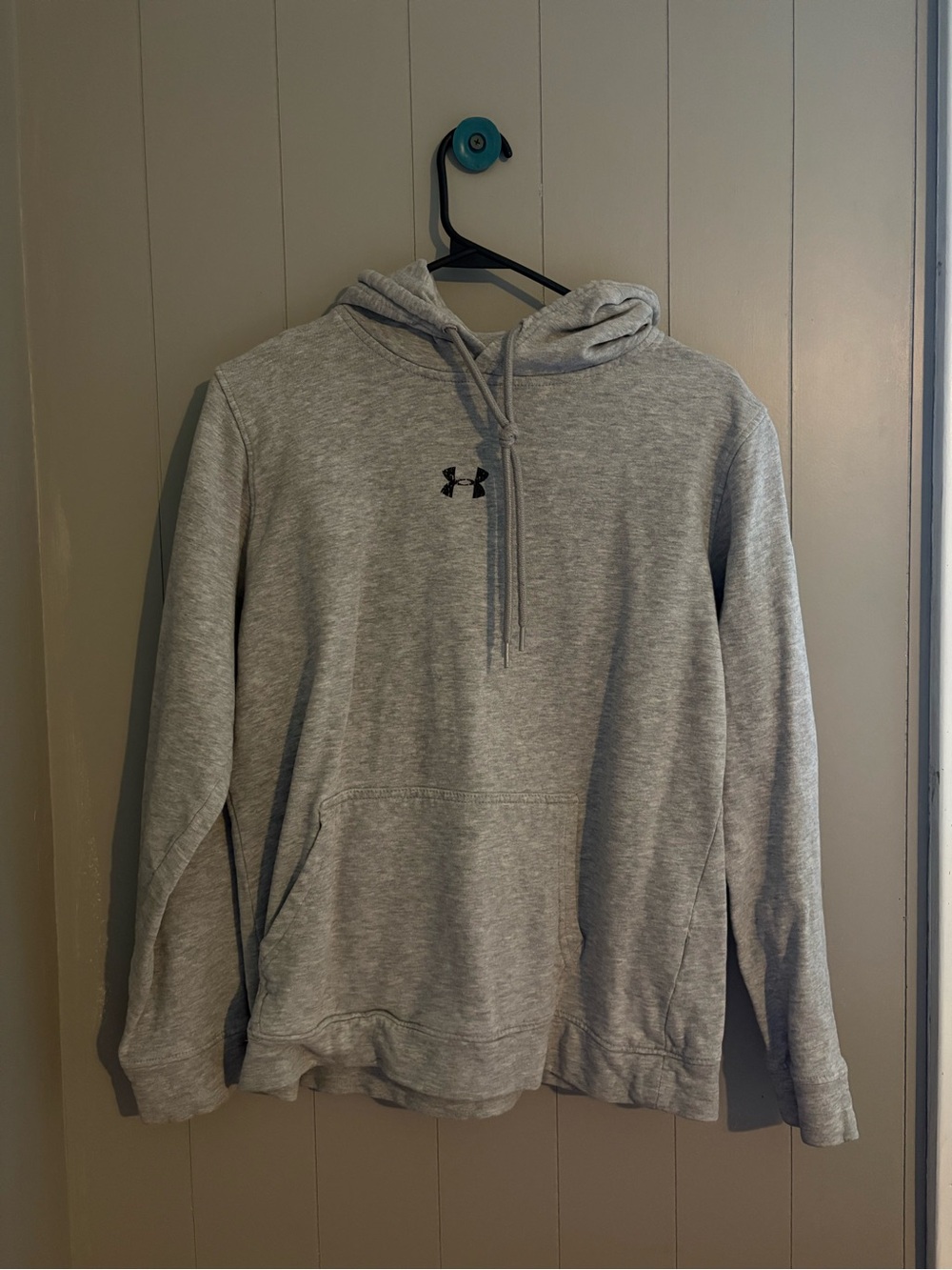 Under Armour Light Gray Women’s Pullover Hoodie